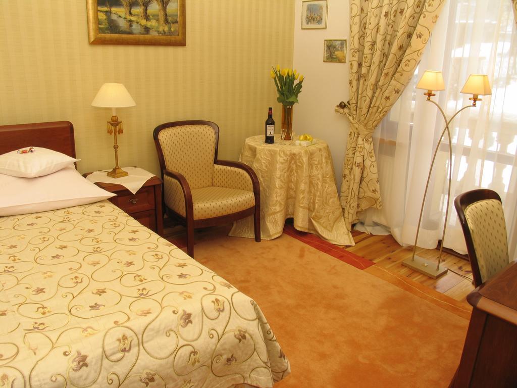 Hotel Villa Romantica Szklarska Poręba Rom bilde